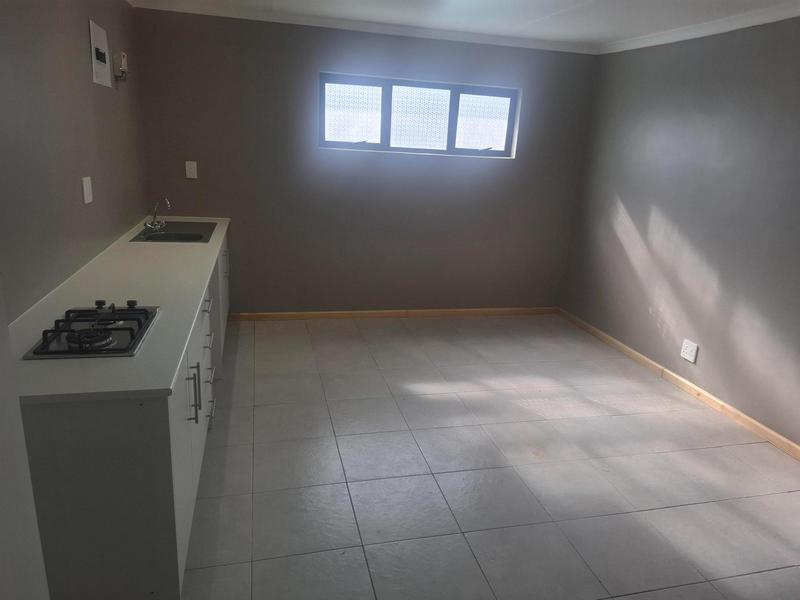 To Let 1 Bedroom Property for Rent in Bothasig Western Cape